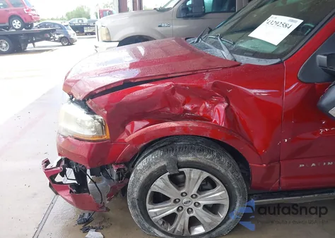 2016 Ford Expedition Platinum z USA, uszkodzony, nr VIN 1FMJU1LT1GEF06840